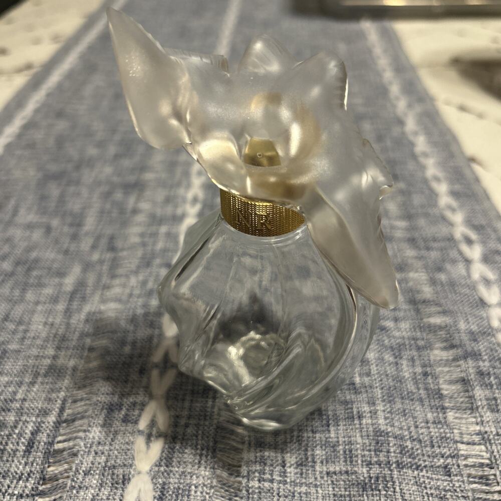 Nina Ricci L'Air du Temps Two Doves Perfume Bottle - 5" (empty bottle)